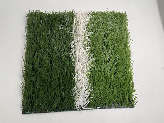 耐久性 5/8インチ サイズの サッカーとサッカー場のための人工芝草のカーペット