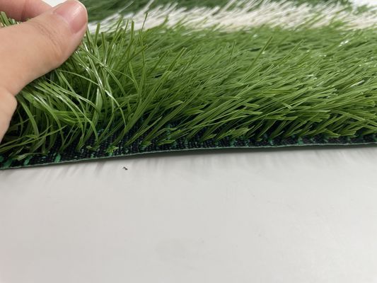 耐久性 5/8インチ サイズの サッカーとサッカー場のための人工芝草のカーペット