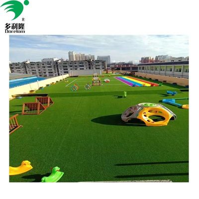 ROHS認証された遊び場や幼稚園の遊び場のための人工芝 2020年