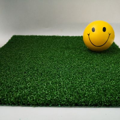 OEM 2020 ジム用人工草 緑色スポーツ用床