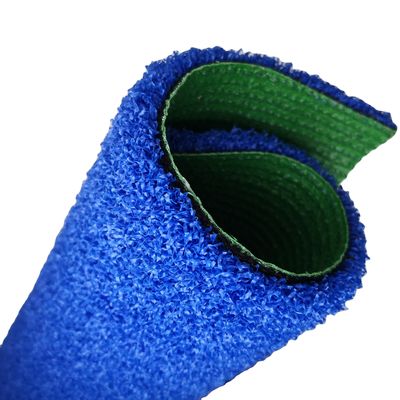 人工草の体育館床 15mm スポーツ床 芝生がマークされたプルスレッド